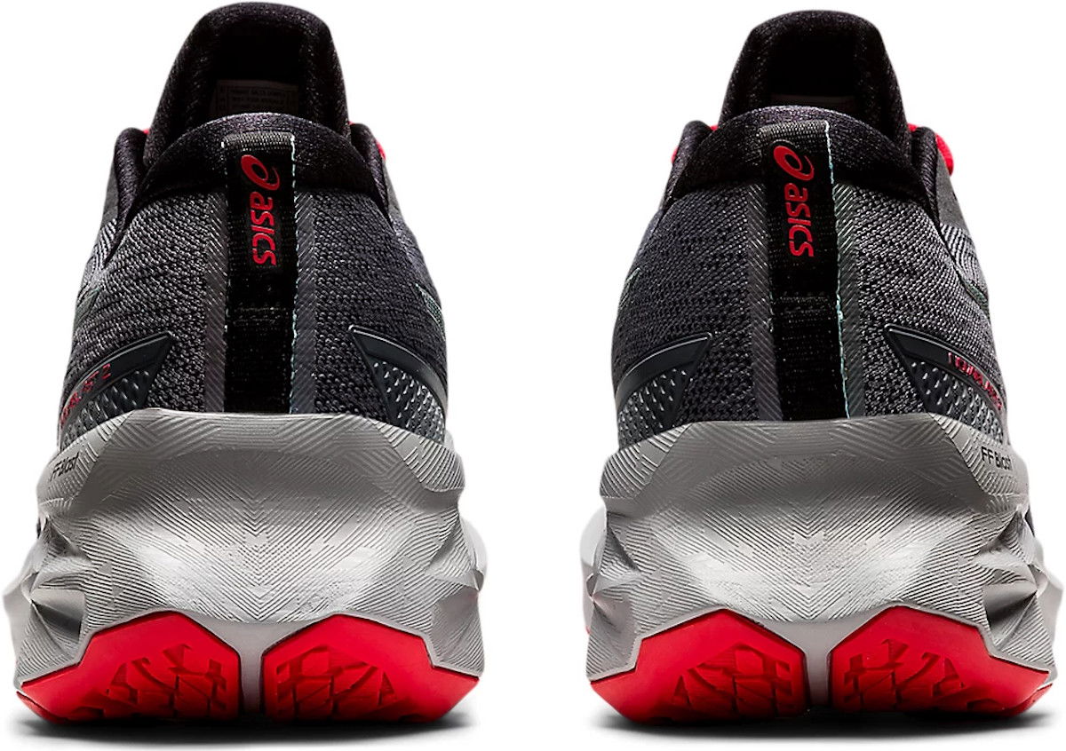 Superge in čevlji Asics Novablast 2 Siva | 1011b192-020, 1