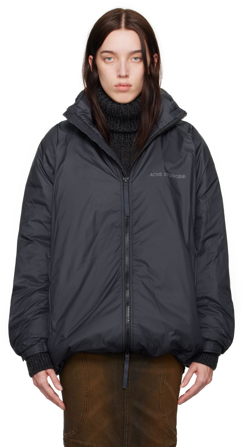 Puhovka Acne Studios Reflective Logo Down Jacket Črna | B90788-