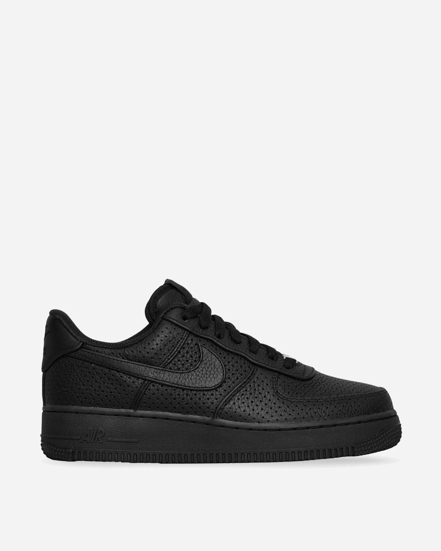 Superge in čevlji Nike Air Force 1 Low SP Triple Black Perforated Črna | HF8189-001, 1