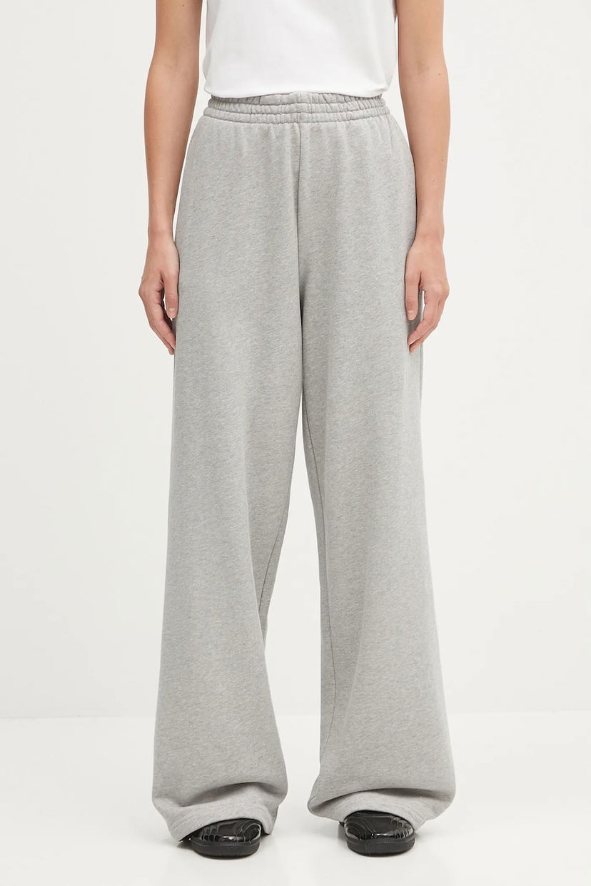 Trenirka adidas Originals adidas Originals Essentials Wide-Leg Sweatpants Siva | JW2811