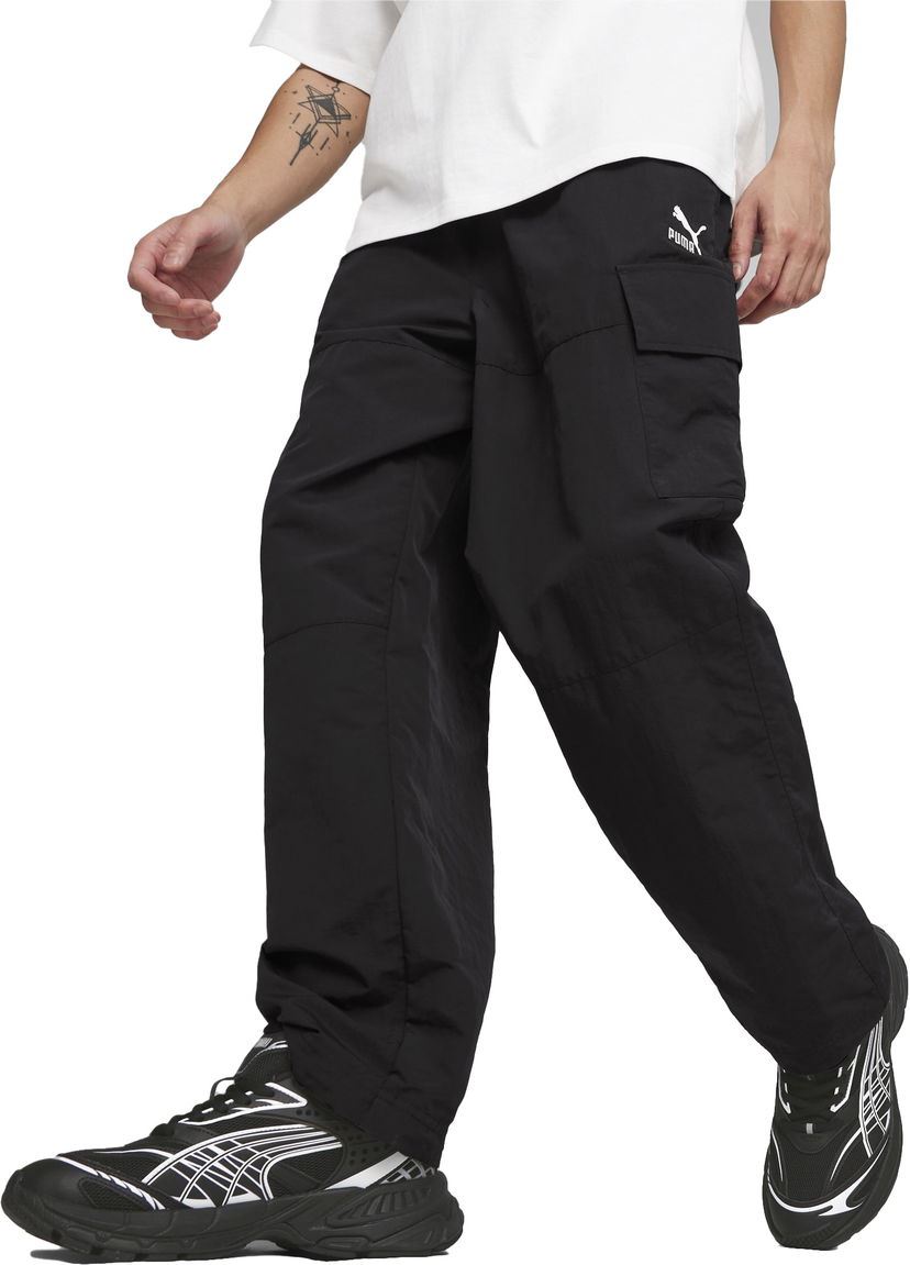 Hlače in kavbojke Puma Classics Cargo Hose Schwarz F01 Črna | 624260-01