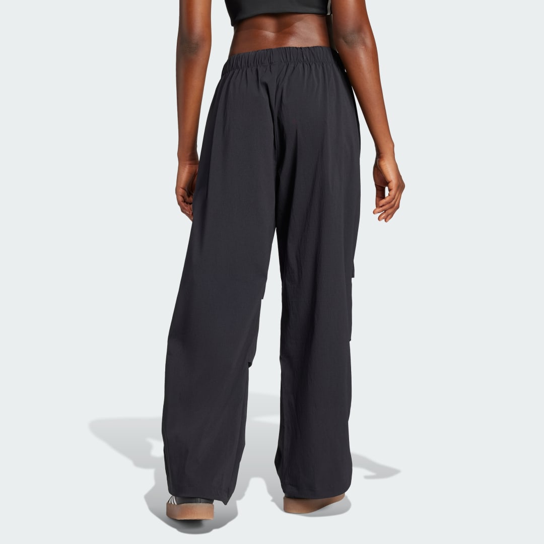Cargo hlače adidas Performance Essentials Ripstop Parachute Pants Črna | JD0785, 1