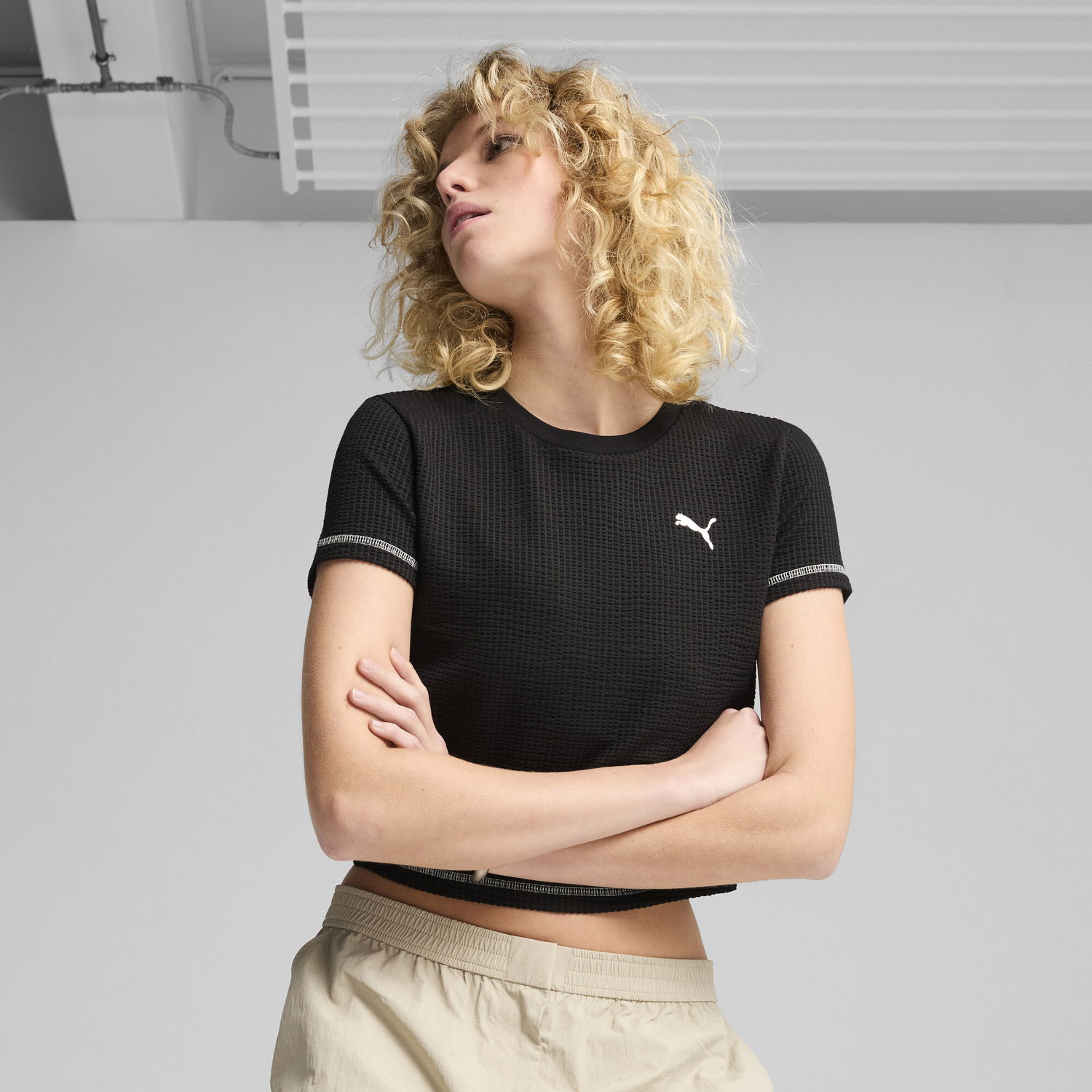 Krop-top Puma DARE TO Textured Baby Tee Črna | 629806_01, 0