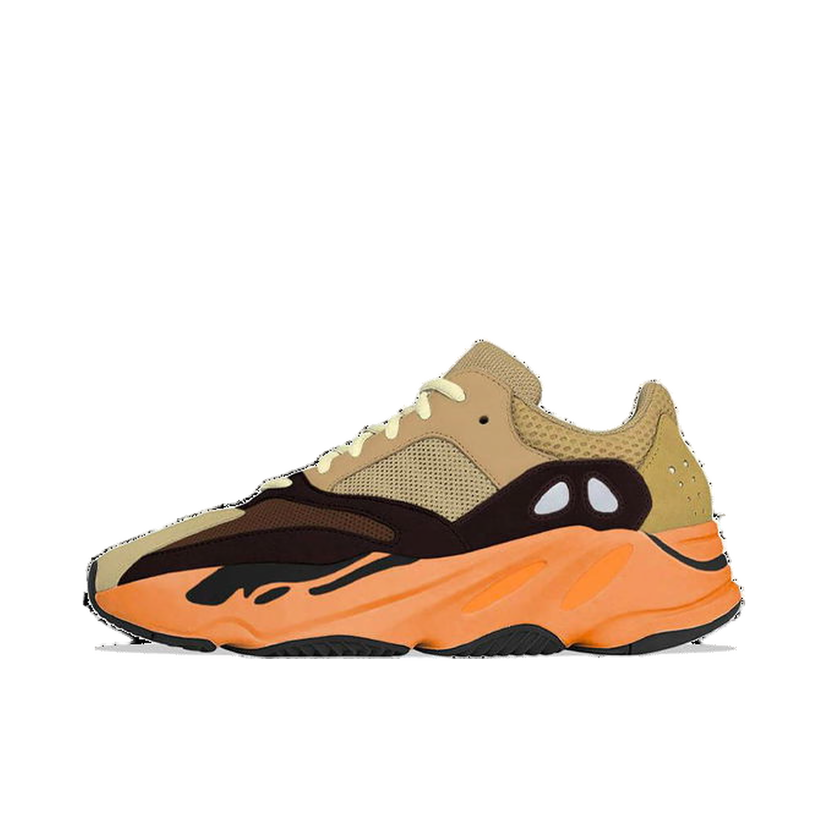 Superge in čevlji adidas Yeezy Yeezy Boost 700 "Enflame Amber" Bež | GW0297