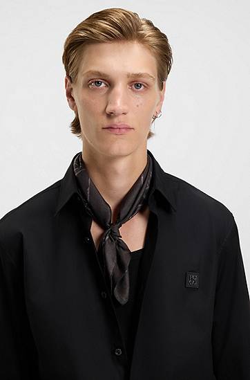 Šala BOSS Silk-blend Bandana with Art Nouveau Print Črna | 50552642, 1