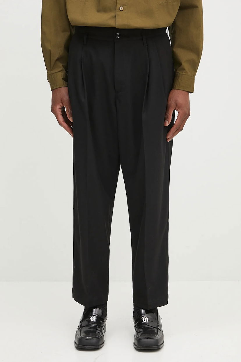 Hlače Neighborhood NEIGHBORHOOD Two Tuck Pants Črna | 242SPNH.PTM07