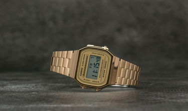 Ure CASIO Collection Rumena | A168WG-9EF, 2