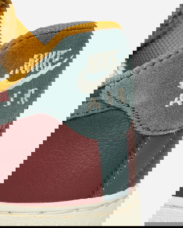 Superge in čevlji Nike Air Force 1 07 LV8 Rjava | HQ3612-113, 6