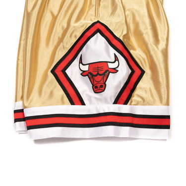 Kratke hlače Mitchell & Ness Chicago Bulls 75th Gold Swingman Shorts Kovinski | SMSH4399-CBU97PPPGOLD, 1