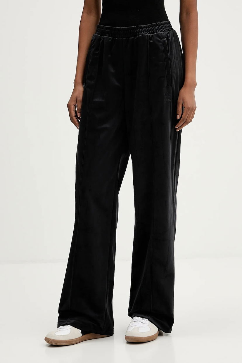 Trenirka adidas Originals Originals Velvet Tp Wide-Leg Track Pants Črna | JV7508