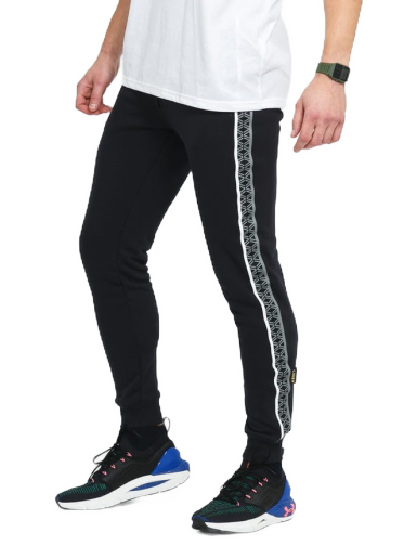 Trenirka Under Armour Curry Fleece Jogger Črna | 1366627-001