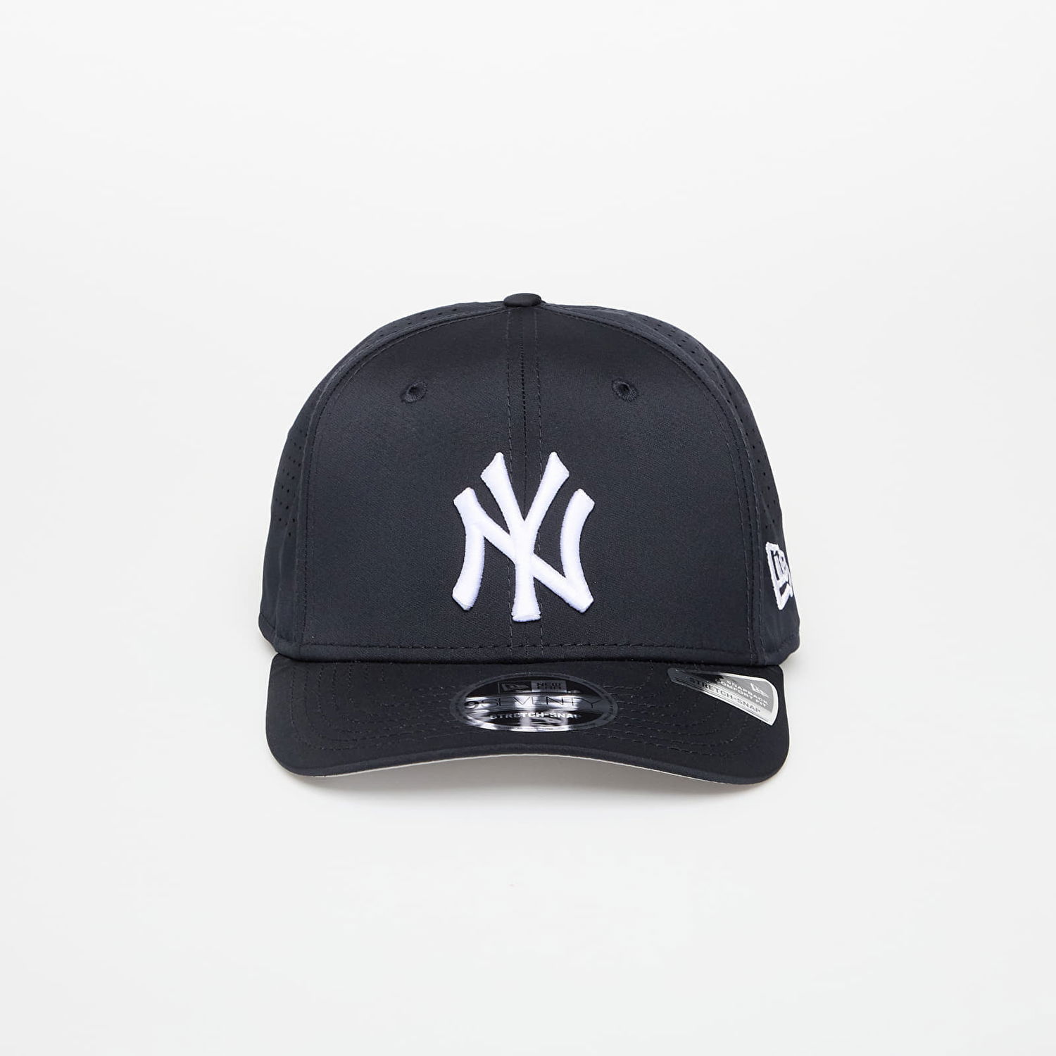 Kapa New Era New York Yankees 9SEVENTY Stretch Snap Perform Cap Črna | 60538219, 0