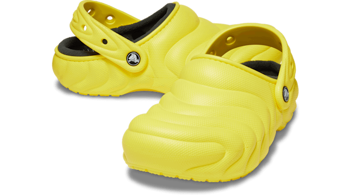 Superge in čevlji Crocs Classic Lined Overpuff Clogs Rumena | 210059-77J, 1