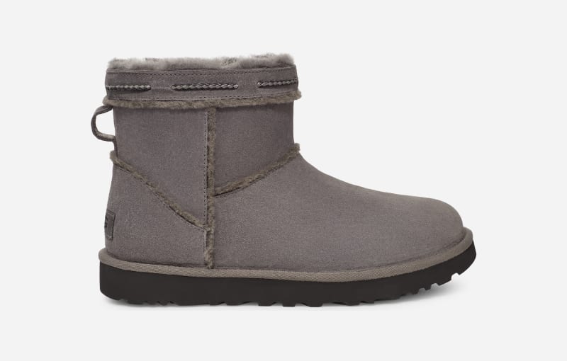Superge in čevlji UGG Classic Mini Shearling Braid Boot Siva | 1166751-CHRC, 0