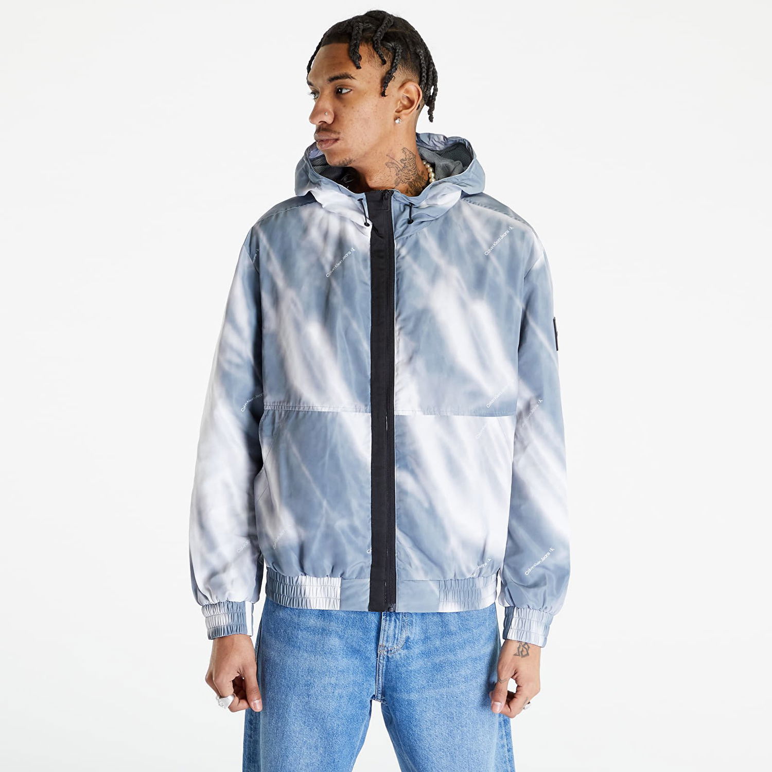 Vetrovka CALVIN KLEIN Motion Blur AOP Windbreaker Siva | J30J322932 0IM, 0