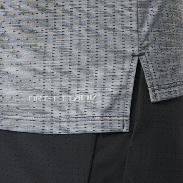 Majica brez rokavov Nike Dri-FIT ADV TechKnit Ultra Running Tank Top Siva | DM4751-010, 2