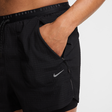 Kratke hlače Nike Running Division Dri-FIT ADV 4" Running Shorts with Liner Črna | HJ3520-010, 2