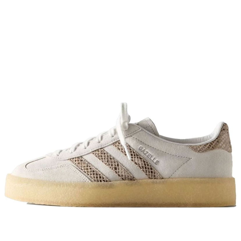 Superge in čevlji adidas Originals KITH Ronnie Fieg x Clarks 8th Street Gazelle Indoor Snakeskin Bela | JS1754