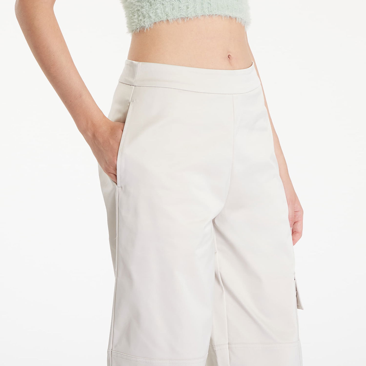 Kavbojke CALVIN KLEIN Satin Cargo Utility Pant Eggshell Bela | J20J223921 ACF, 1