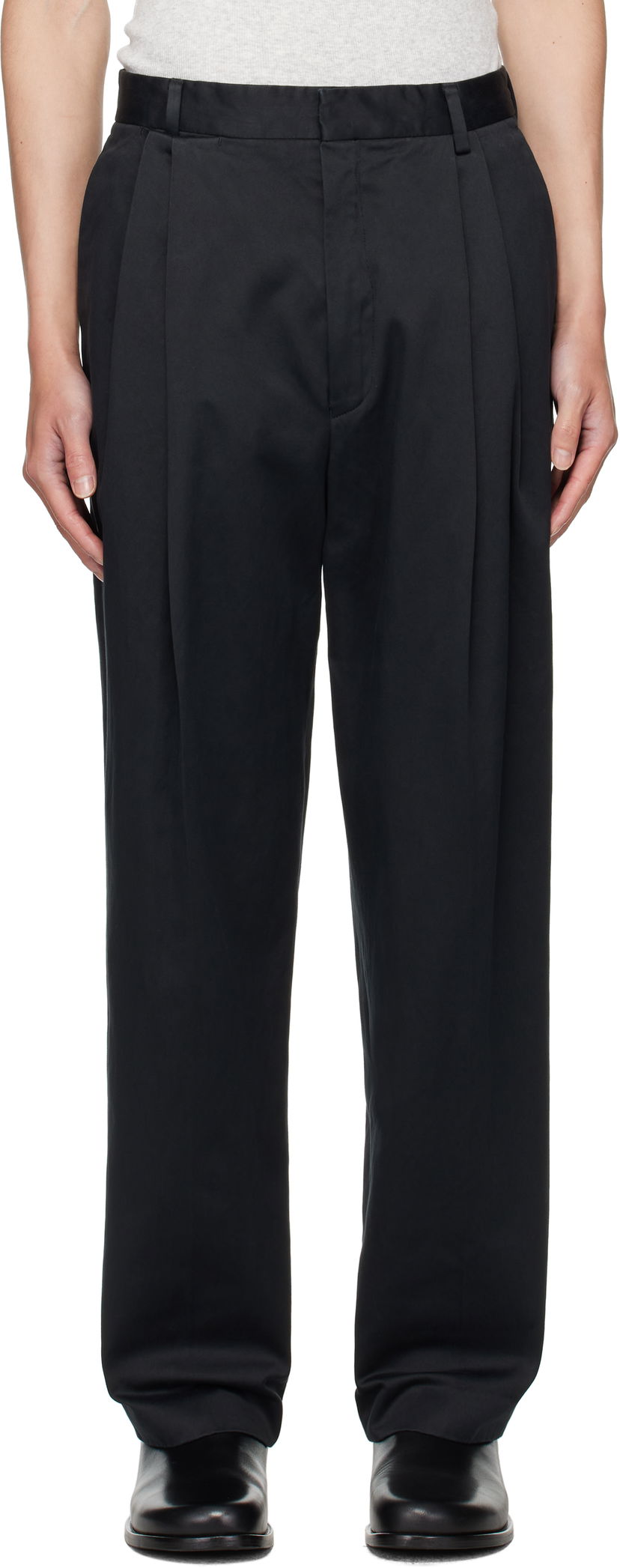 Hlače Dries Van Noten Dries Van Noten Pleated Trousers Črna | 252-020998-2341