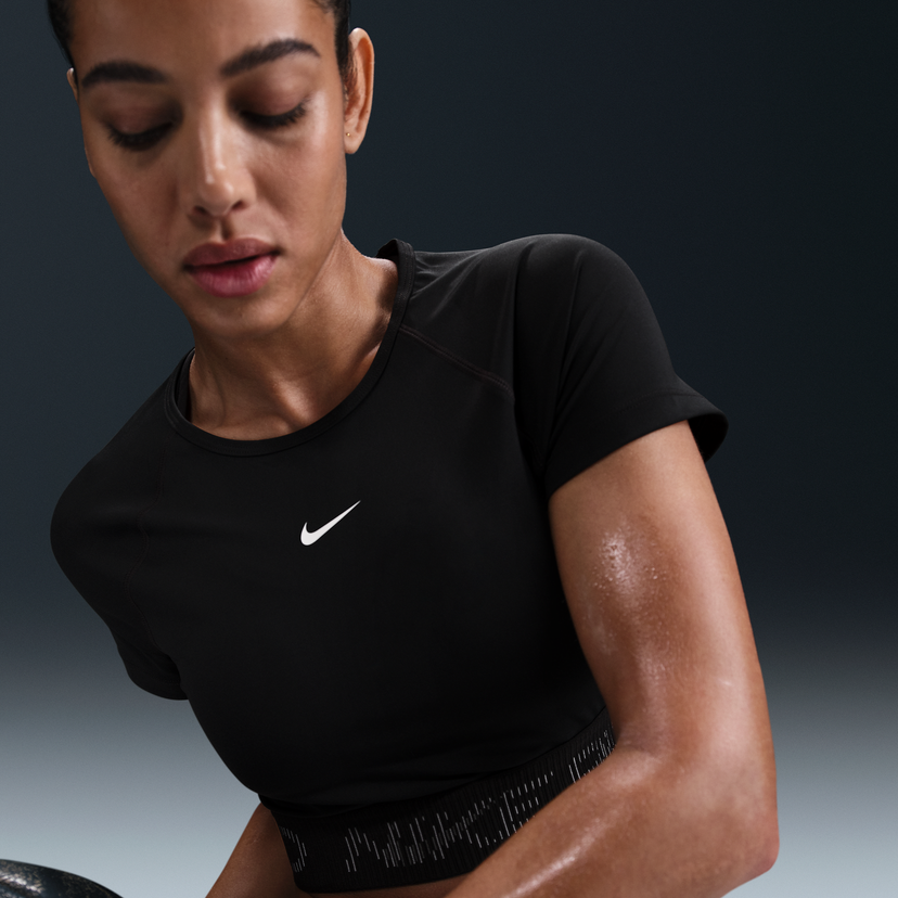 Krop-top Nike Dri-FIT Pro Short Sleeve Crop Top Črna | HM6369-010