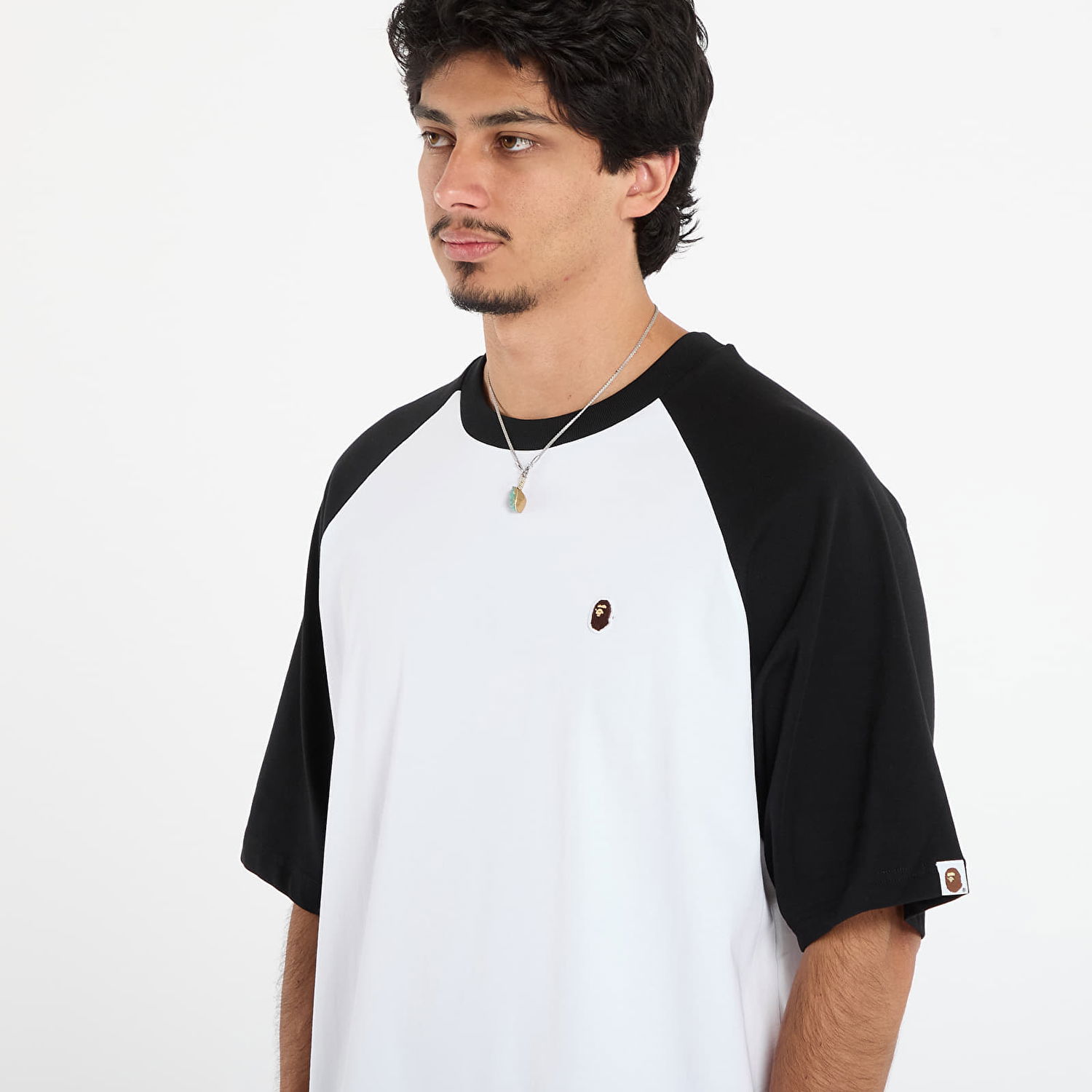 Majica BAPE One Point Relaxed Fit Raglan Tee Črna | 001CSL801306MWHT, 1