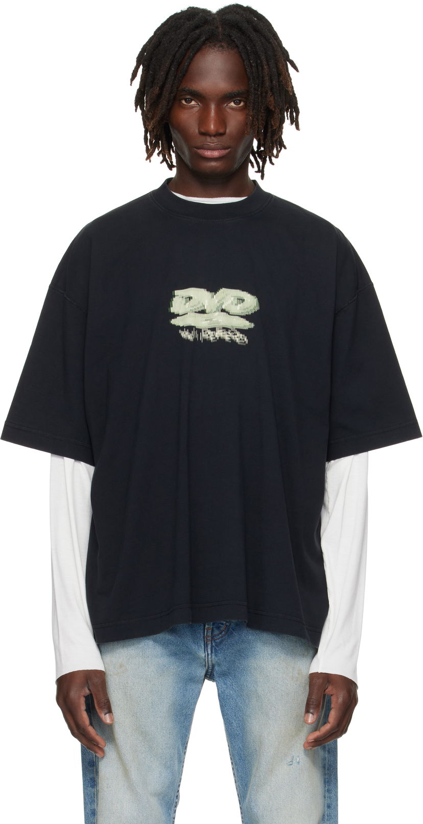 Majica VETEMENTS VETEMENTS 'DVD' Regular Fit Graphic Tee Črna | UH76TR380B