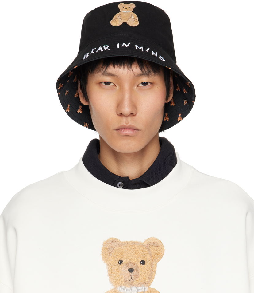 Klobuk Palm Angels Palm Angels 'Bear In Mind' Bucket Hat Črna | PMLA039S25FAB0031060
