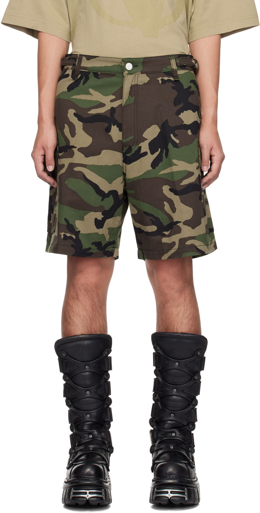 Kratke hlače VETEMENTS Vetements Camouflage Cargo Shorts Zelena | UA66SS520X