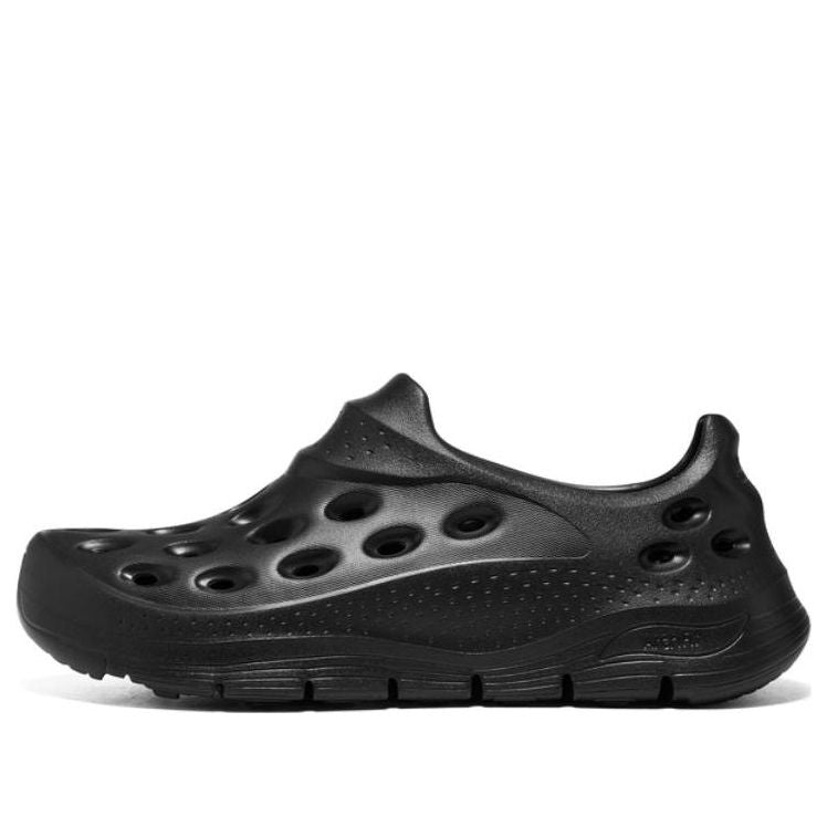 Superge in čevlji Skechers Arch Fit Go Foam 1 Slip-on Črna | 243240-BBK, 0