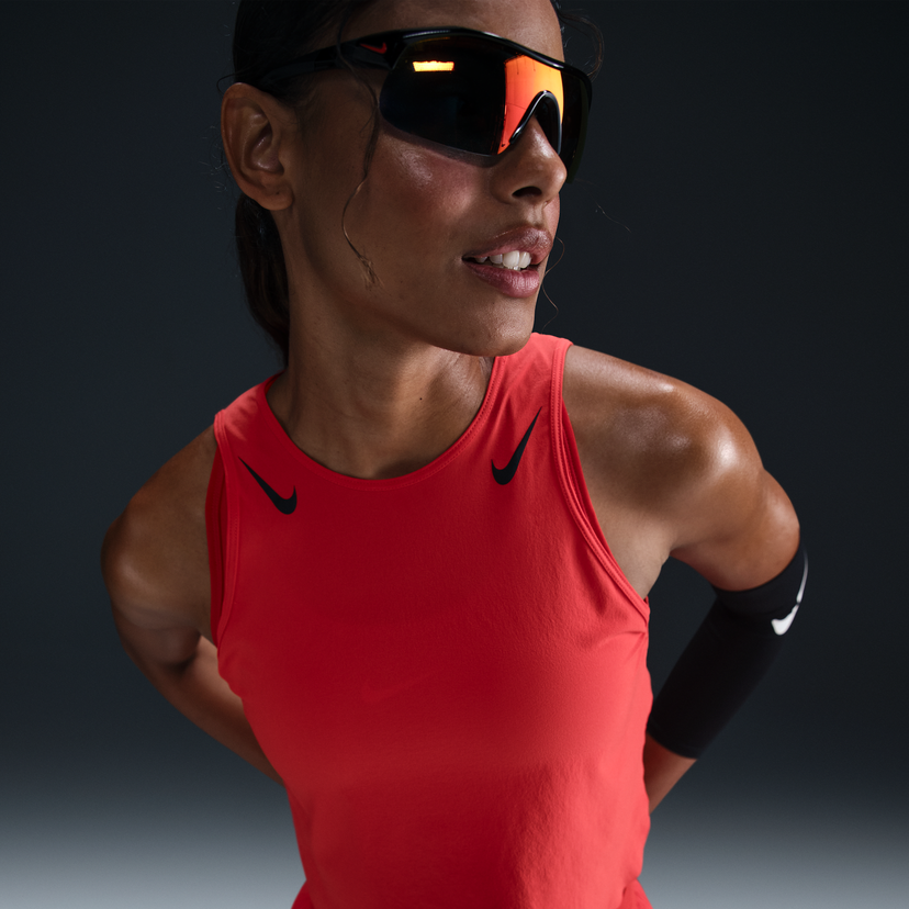 Sončna očala Nike Dri-FIT ADV AeroSwift Cropped Running Tank Črna | FN2713-696