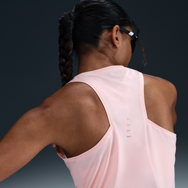 Majica brez rokavov Nike Swift Dri-FIT Running Tank Top Roza | HQ0620-607, 2