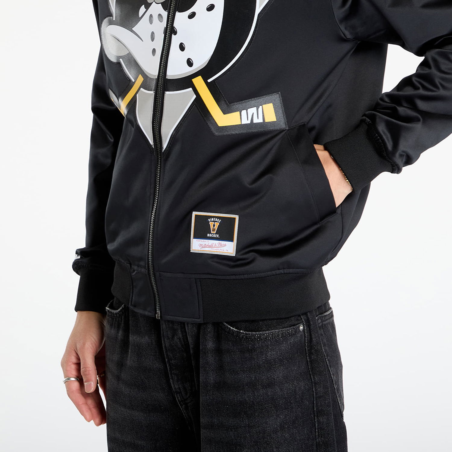 Bomber jakna Mitchell & Ness NHL Maxxed Out Satin Jacket Ducks 1992 Teemu Selanne Črna | JK11279-ADUBLCK, 1