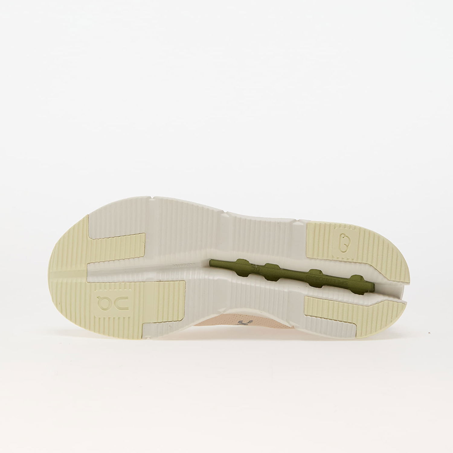 Oblačila On Running On Beige Cloudnova Sneakers Bež | 26.97887, 1