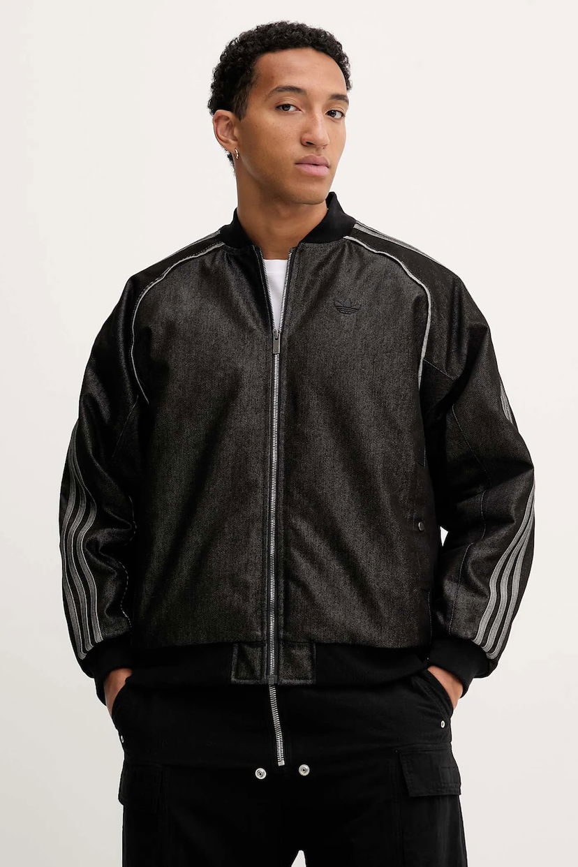 Bomber jakna adidas Originals adidas Originals Denim Bomber Jacket Oversize Črna | JY2796