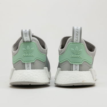 Superge in čevlji adidas Originals NMD_R1 Siva | FV9152, 3