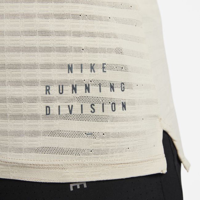 Majica brez rokavov Nike Dri-FIT ADV Run Division Pinnacle Running Tank Rjava | DQ4774-206, 1