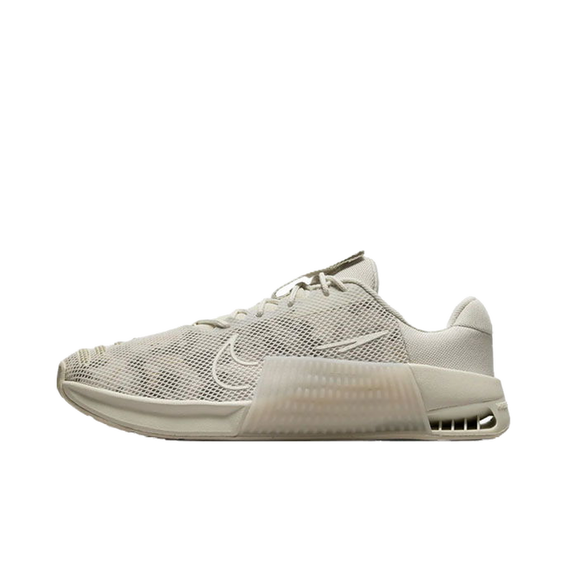 Superge in čevlji Nike Metcon 9 AMP Light Bone Sail W Siva | DZ2539-002