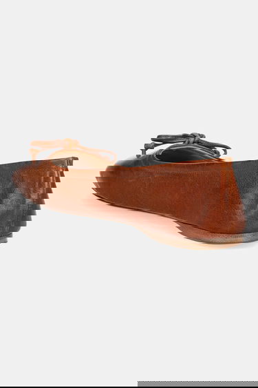 Superge in čevlji JW Anderson JW Anderson Ballerinas with Bow Rjava | BL0031.LA0323.640, 2