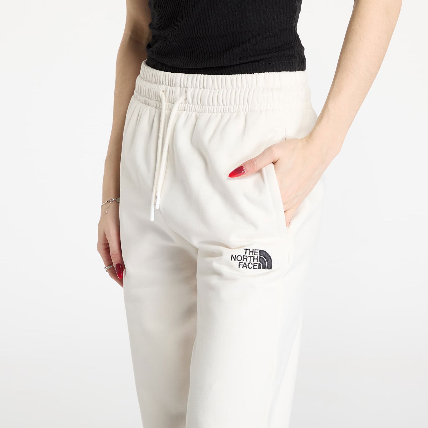 Trenirka The North Face Essential Jogger Sweatpants Bela | NF0A8A6KQLI1, 1