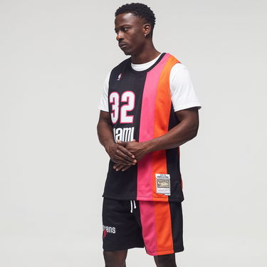 Dres Mitchell & Ness Swingman Jersey Miami Heat 2005-06 Shaquille O'Neal #32 Swingman Jersey Črna | SMJYCP19243-MHEBLCK05SON, 1