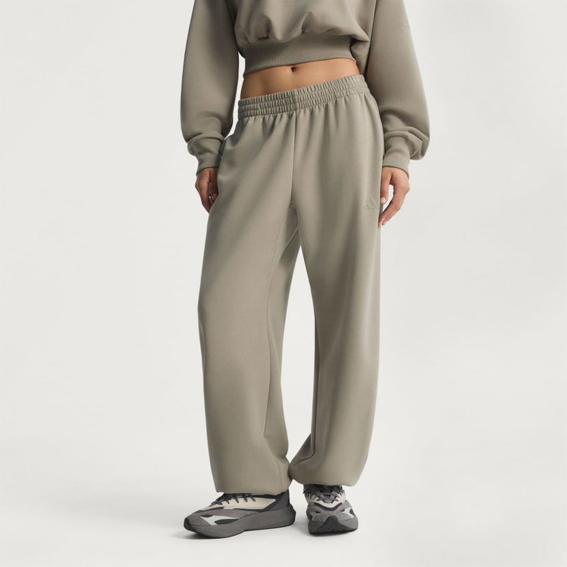 Trenirka adidas Performance ALL SZN Soft Lux Relaxed Fit Pants Zelena | JW5074