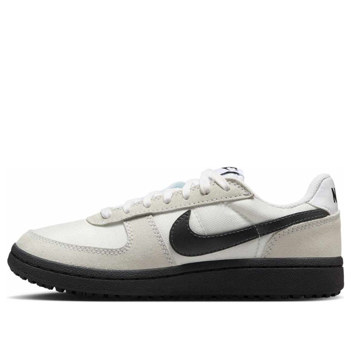 Superge in čevlji Nike Nike Field General 82 Bela | IF0465-101, 0