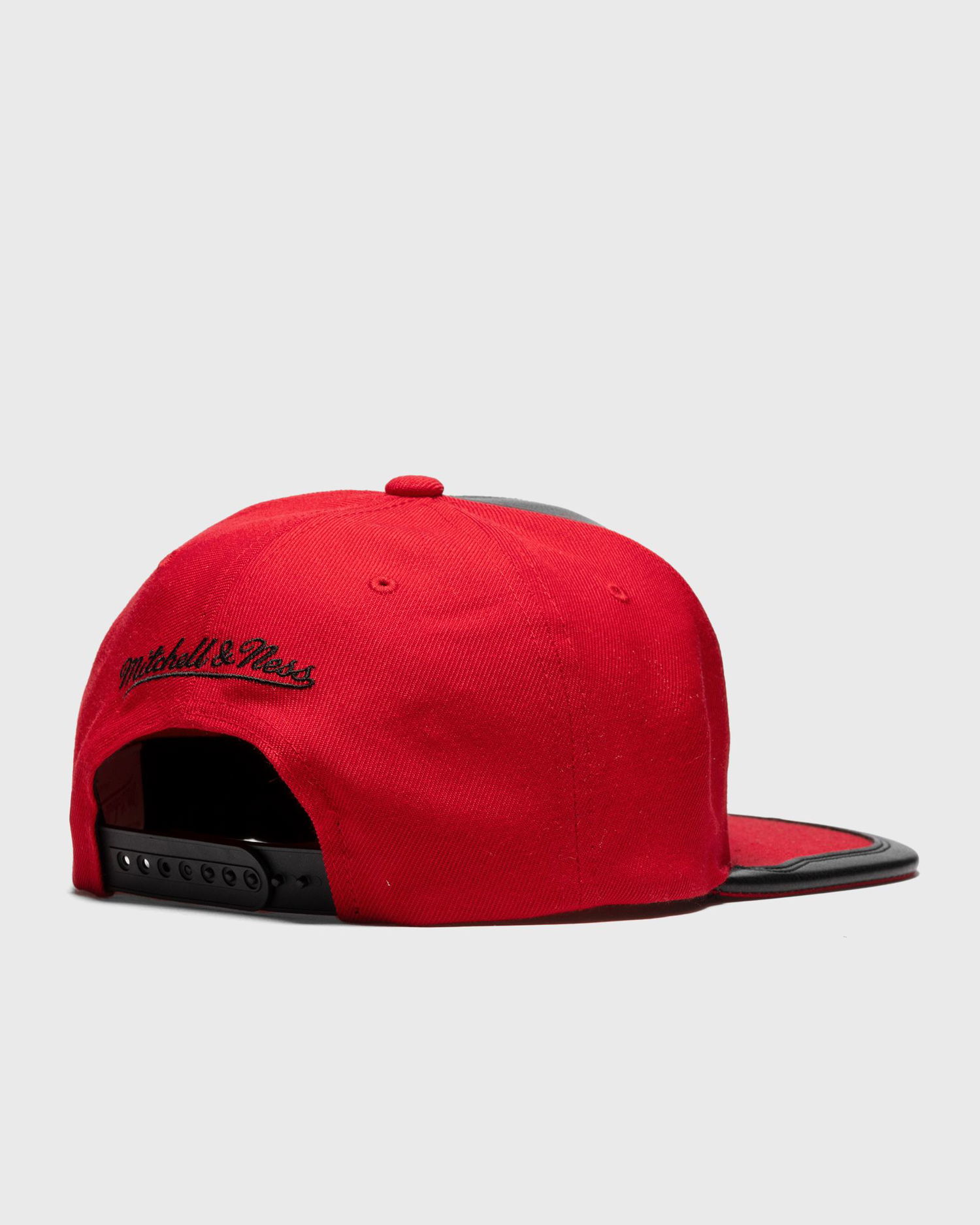 Kapa Mitchell & Ness CHICAGO BULLS DAY ONE SNAPBACK Črna | 697589735616, 1