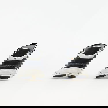 Superge in čevlji On Running W Cloudnova Črna | 26.99677, 3