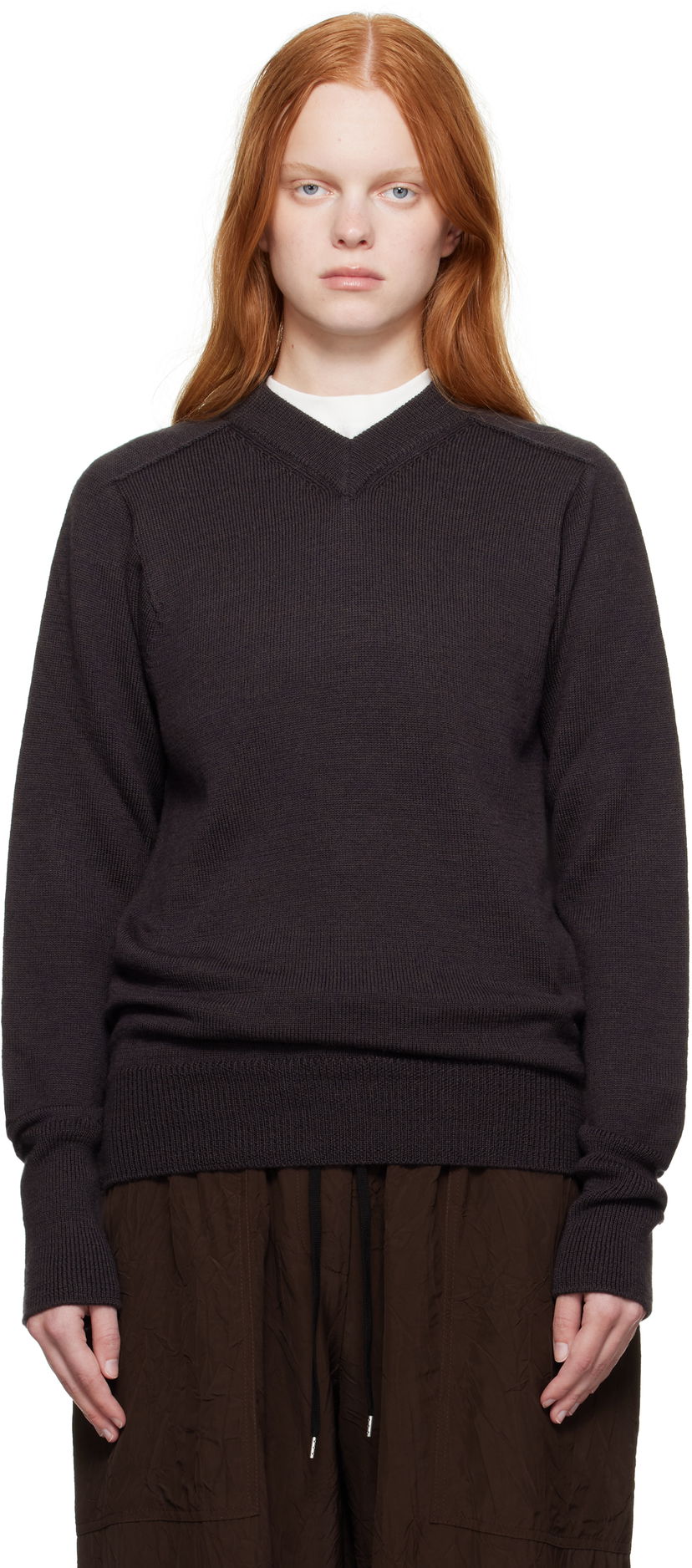 Pleteni pulover Studio Nicholson Studio Nicholson Inverness V-Neck Sweater Rjava | INVERNESS SN - 1501