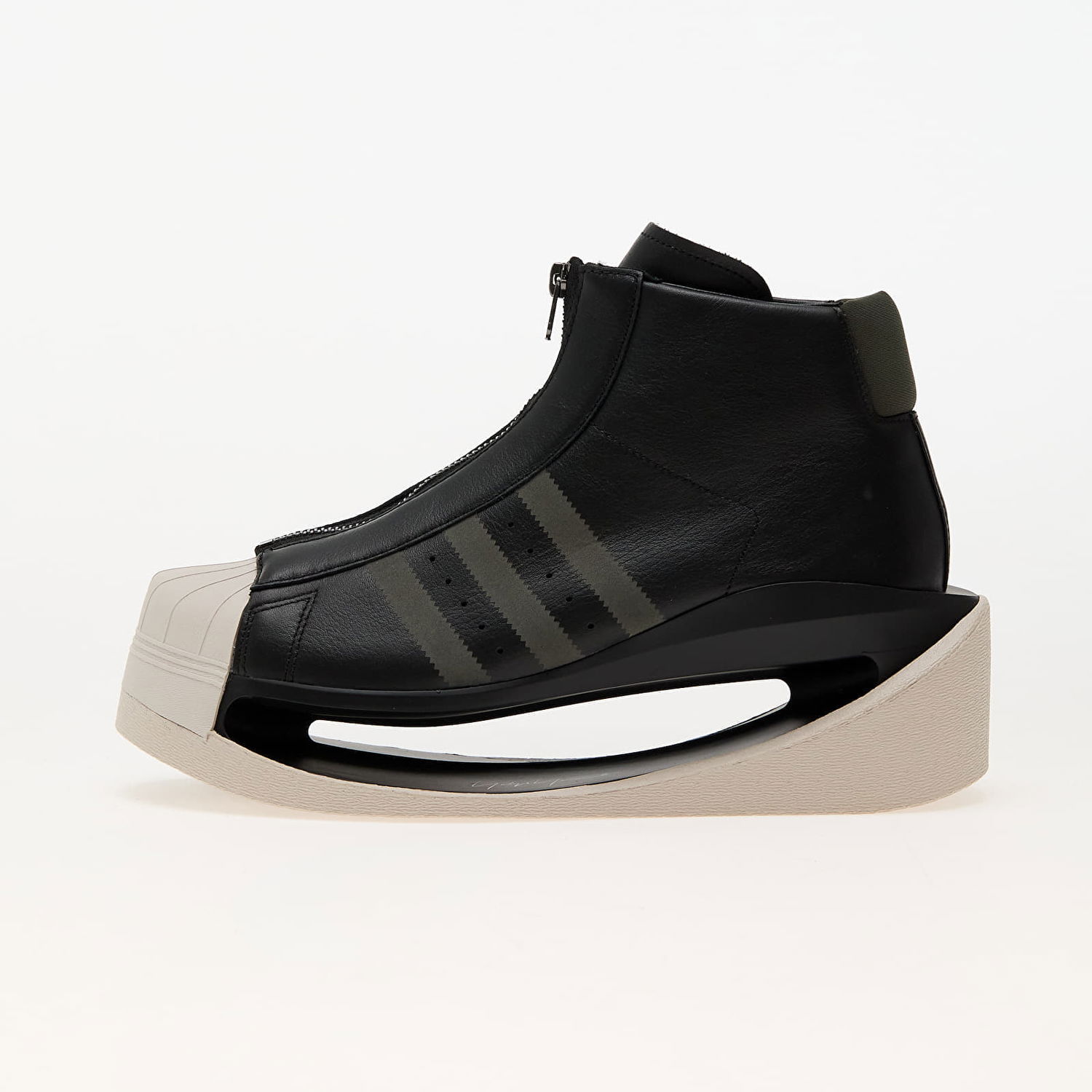 Superge in čevlji Y-3 Gendo Pro Model Black/ Cinder/ Chapea Črna | IF2023, 0