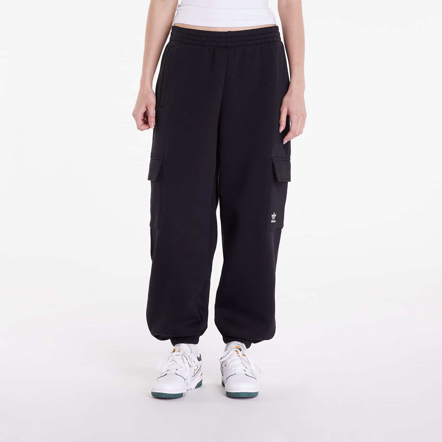 Trenirka adidas Originals Essentials Cargo Pants Black Črna | IY9689, 0