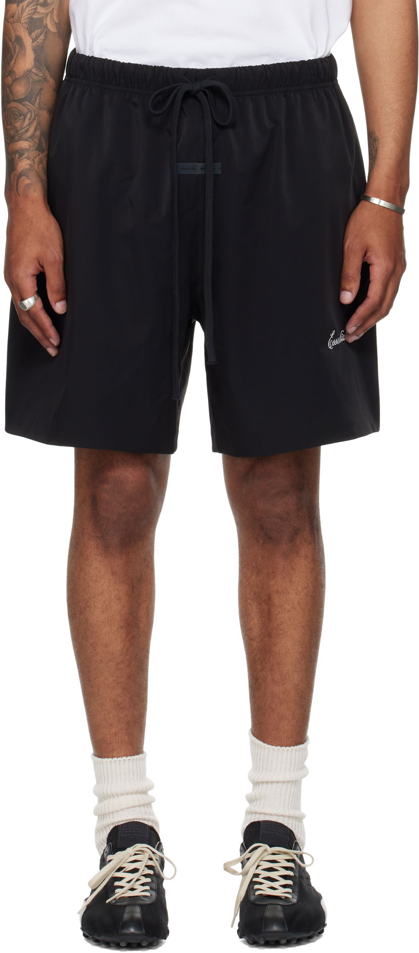Kratke hlače Fear of God ESSENTIALS Sporty Soccer Shorts Črna | 160SP254510F