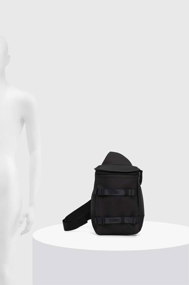 Torbice za okoli pasu Rains Rains Backpack Small Smooth Črna | 14560.01, 5